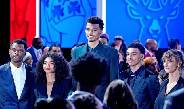 1688050844437039474.jpg p07-230624-307.jpg