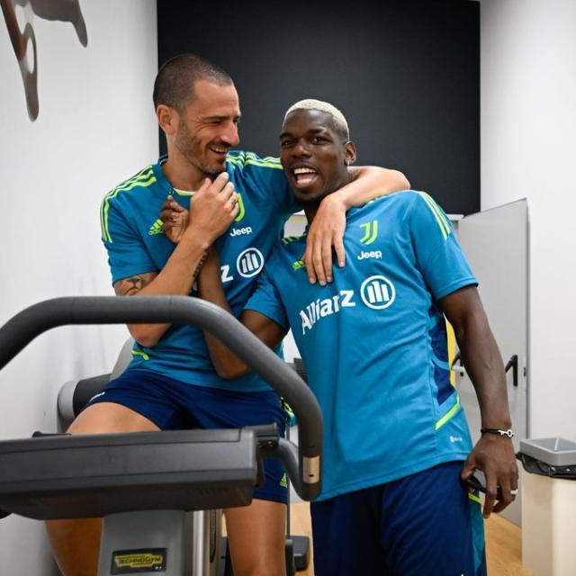 1657546658156067648.jpg FXTXLbeX0AA5-JB.jpg